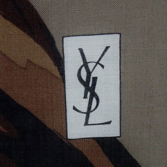 Authentic YVES SAINT LAURENT Tiger print large size scarf wool/silk [Used] - Picture 3 of 9